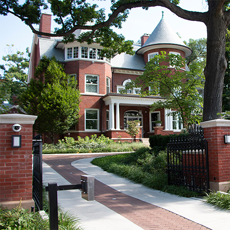 Old Meets New in Renovation of Historic Victorian Estate